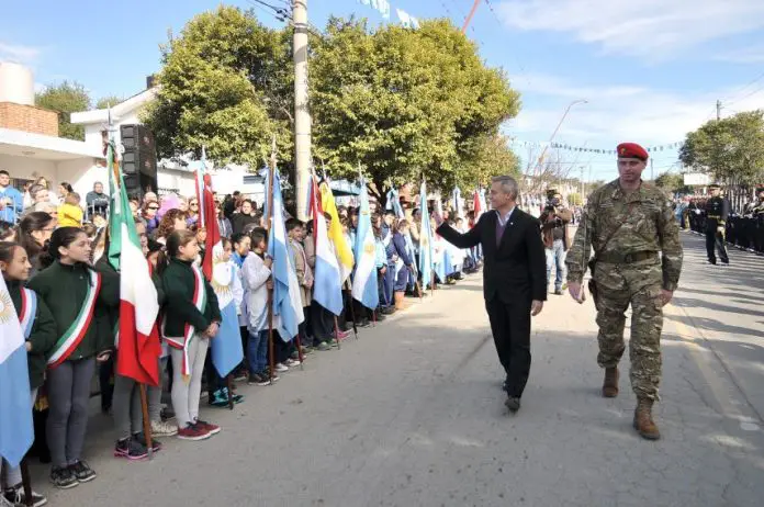 El desfile del 25 de mayo se traslada al barrio Altos de San Pedro