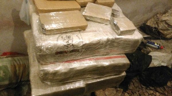 El allanamiento incautó varios kilos de droga