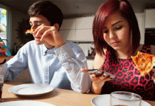 Proponen una campaña municipal para promover el uso responsable de las pantallas en Carlos Paz