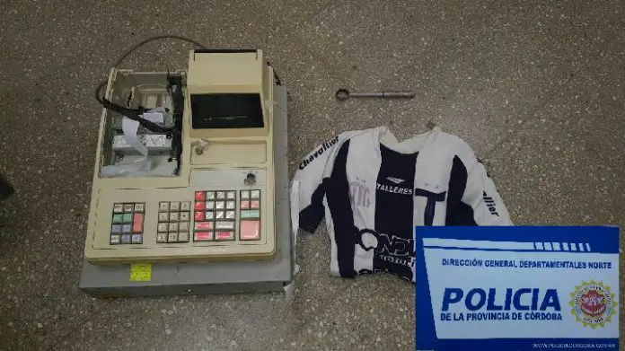 La registradora y la camiseta de Talleres