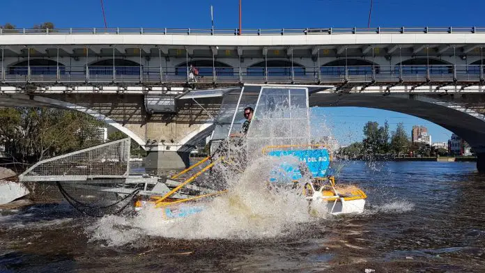 Cosechadora de algas 1