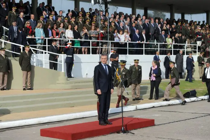 Mauricio-Macri-dia-del-ejercito-palomar-4