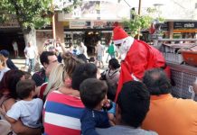 La magia de la Navidad llega a las calles de Carlos Paz de la mano de los Bomberos Voluntarios