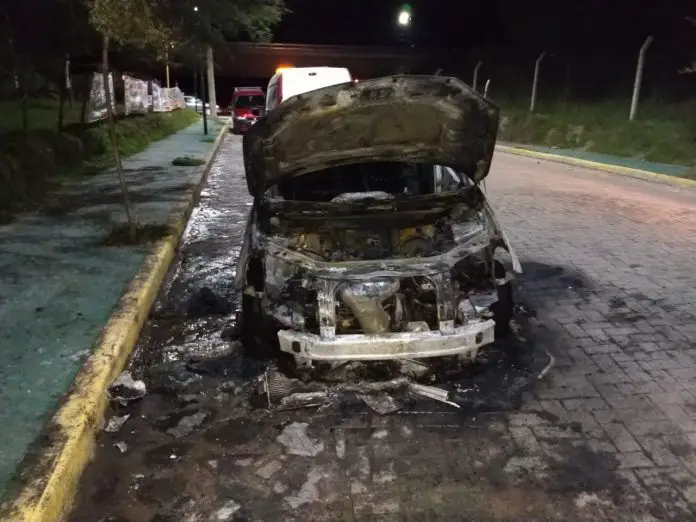 auto incendiado san antonio