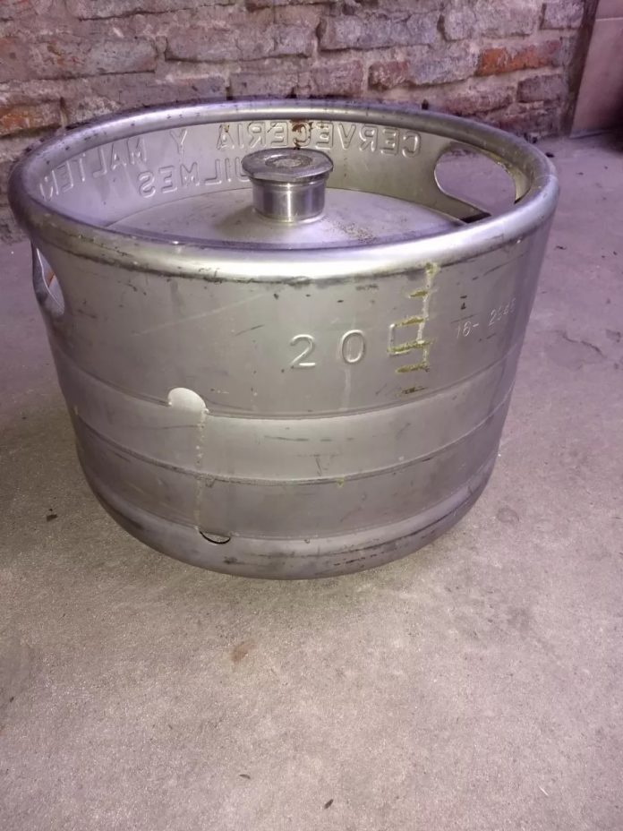 barril-de-cerveza-chopp-20-litros-D_NQ_NP_676514-MLA27378972654_052018-F
