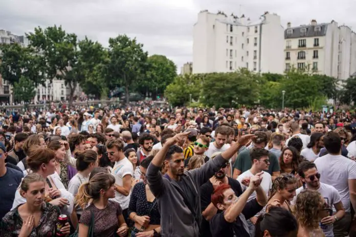 fiesta París