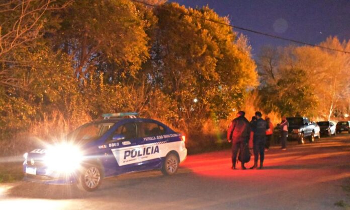 mujer colonia caroya