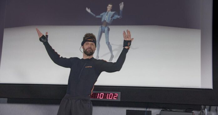 Ricky Martin como Juan Diego