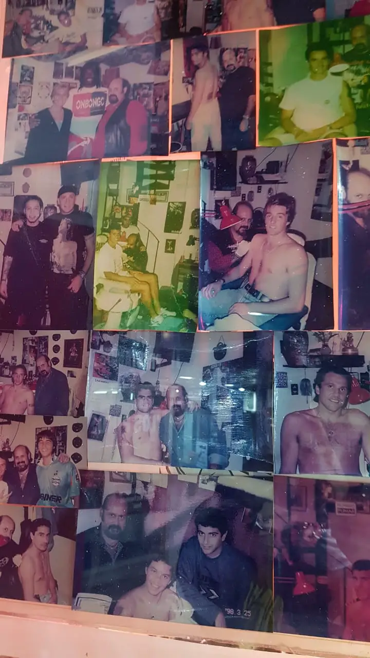 Familia de tatuadores.