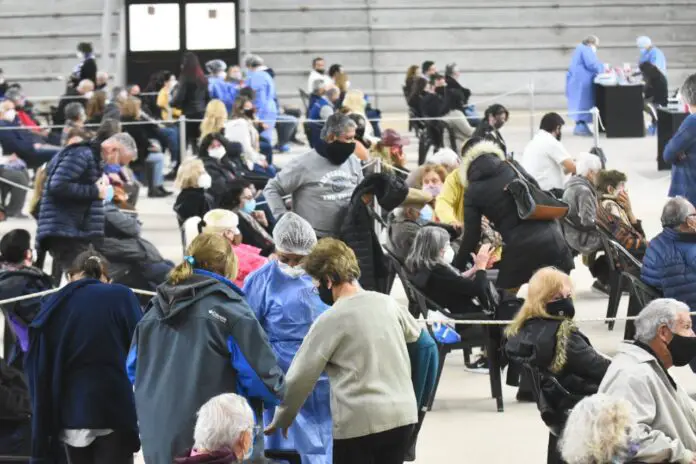 vacunacion-vacuna-vacunas-arena-covid-Charly-Soto04