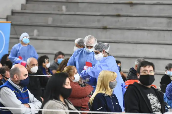 vacunacion-vacuna-vacunas-arena-covid-Charly-Soto08