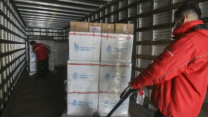 Demoro en el ingreso de la variante Delta