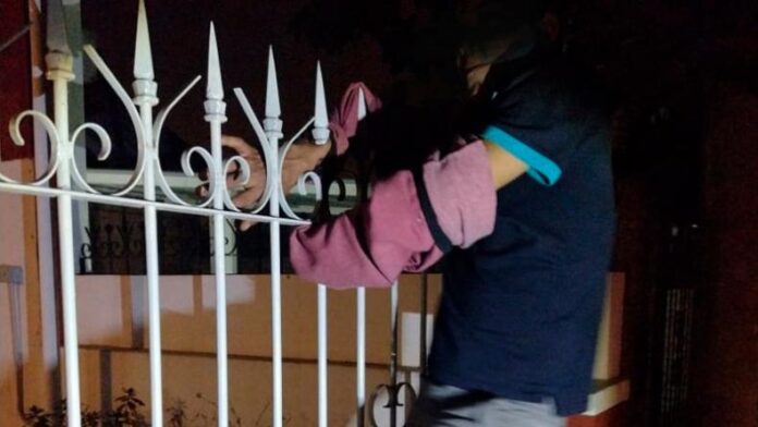 ladron-reja-robo-inseguridad-cordoba