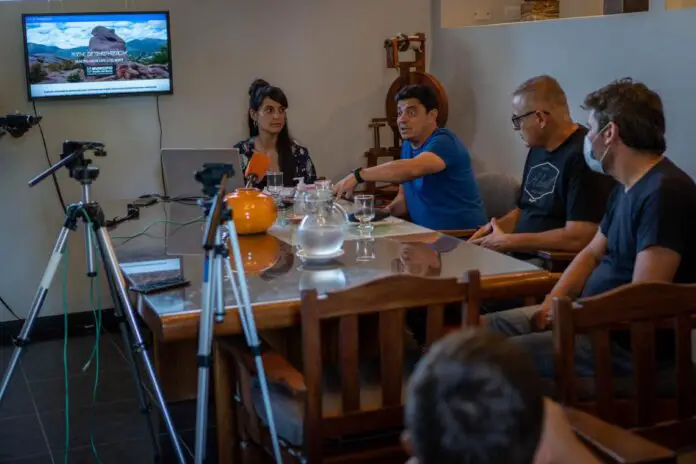 269714001_5245851825443952_3657996250974030443_n_large