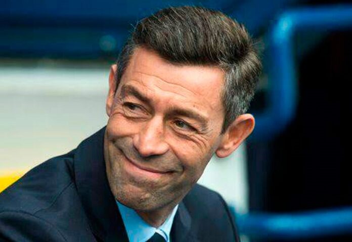 pedro-caixinha-cruz-azul