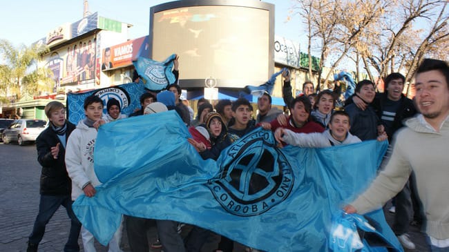 A 11 años del histórico ascenso de Belgrano: Así se celebró en Carlos Paz