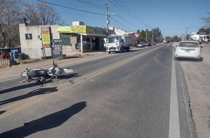 Chocaron una moto y un auto en la ruta 38: un hombre resultó herido