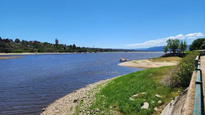 lago medidas luego de la lluvia