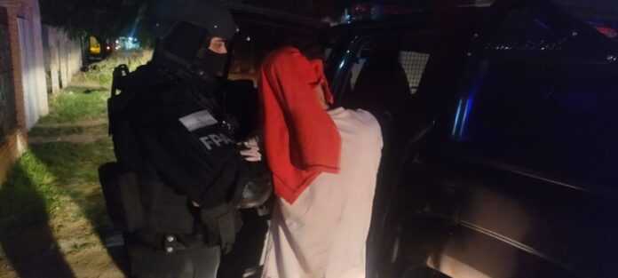 detenido fpa salto la tapia del vecino