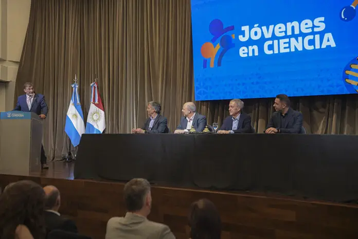 jovenes en ciencia