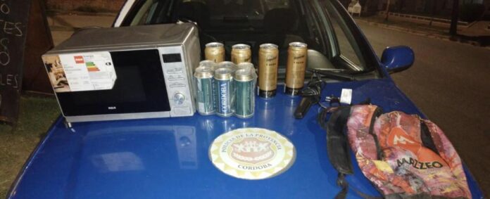 robo a la esquina del lomito