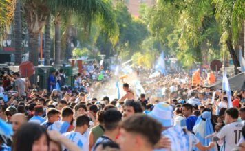 A tres años de la gesta de Qatar, revivimos las imágenes del festejo en Carlos Paz: Buscate en las fotos