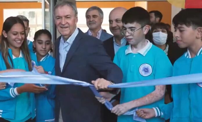 schiaretti escuela proa1