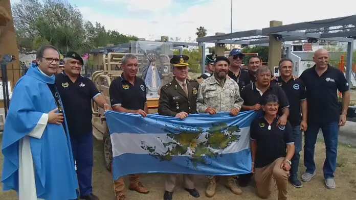 veteranos de Malvinas con la Virgen de Luján