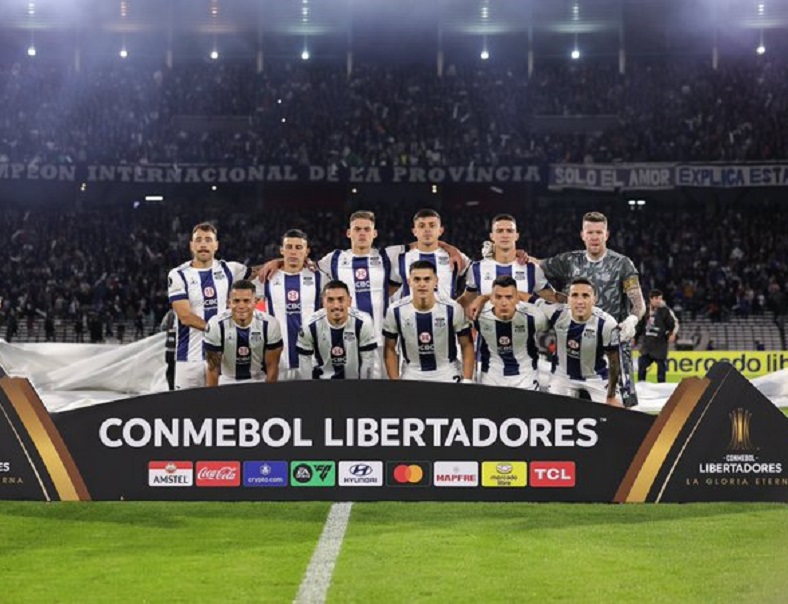 Copa Libertadores: Talleres recibe hoy a Cobresal para mantenerse líder de su grupo