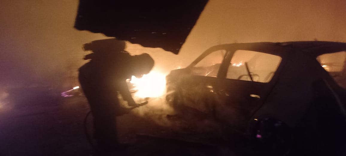 Un hombre murió en el incendio de un taller de chapa y pintura