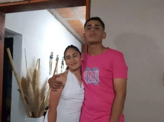 dos jóvenes perdieron su vida