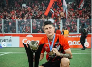 El club de Bruno Zapelli viene por dos jugadores: uno Pirata y el otro Matador