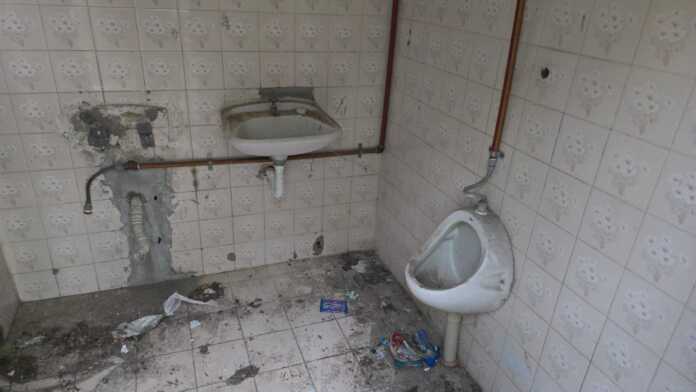 baños vandalizados portada