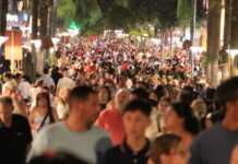 “Nos arruinaron las vacaciones”: Les robaron en la peatonal de Carlos Paz y en minutos usaron todas sus tarjetas