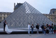 Aumentan a siete los detenidos por el robo millonario de las joyas en el Louvre: las piezas siguen sin aparecer