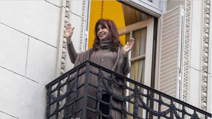 Cristina en el balcón