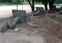 Desmantelan asadores en el balneario Playas de Oro: “Hoy vemos cadáveres de mesas, se termina una parte de la historia de nuestra ciudad”