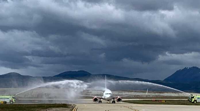 Flybondi inauguró su ruta Córdoba- El Calafate