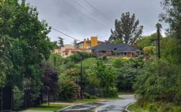 A no guardar el paraguas: al domingo todavía le queda un alerta por tormentas
