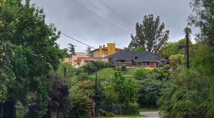 A no guardar el paraguas: al domingo todavía le queda un alerta por tormentas