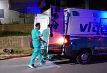 Motociclista chocó contra un muro y terminó hospitalizado en Carlos Paz