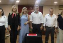 Curvino asumió su segundo mandato como Defensor del Pueblo