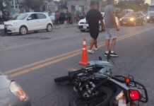 Choque entre una moto y un auto dejó dos heridos en Bialet Massé