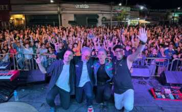 Los Tipitos armaron una noche de otro mundo en el Festival Alienígena