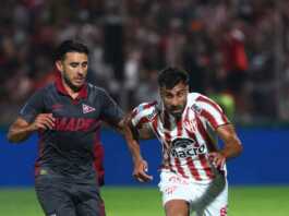 Instituto empató sobre el final y sumó su primer punto en el torneo (VIDEO)