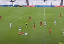 Susto en Uruguay: un ex Belgrano golpeó su cabeza en pleno partido y fue retirado en ambulancia