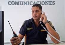 Carlos Paz: una mujer se ahogaba con comida y un policía le salvó la vida por teléfono