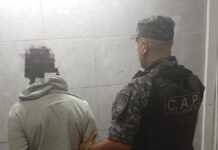 Momentos de extrema tensión en Colinas: un hombre amenazó con un arma a policías y vecinos