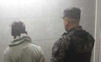 Momentos de extrema tensión en Colinas: un hombre amenazó con un arma a policías y vecinos