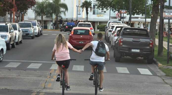 San Valentín sobre ruedas en Carlos Paz